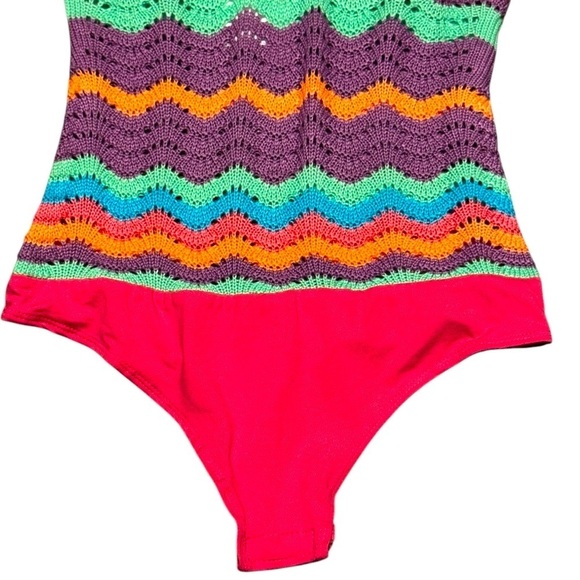 FOREVER 21 New Look Crochet multicolored bodysuit Size Small - Picture 5 of 5